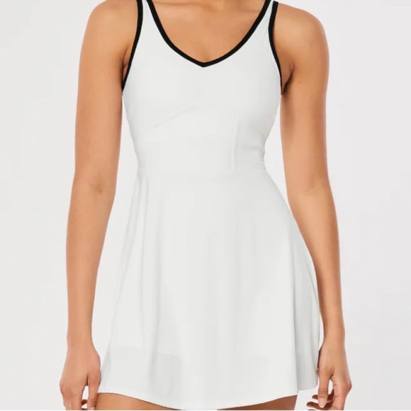 Gilly Hicks Active Energize Active Scoop Dress - White Size M - Picture 1 of 10